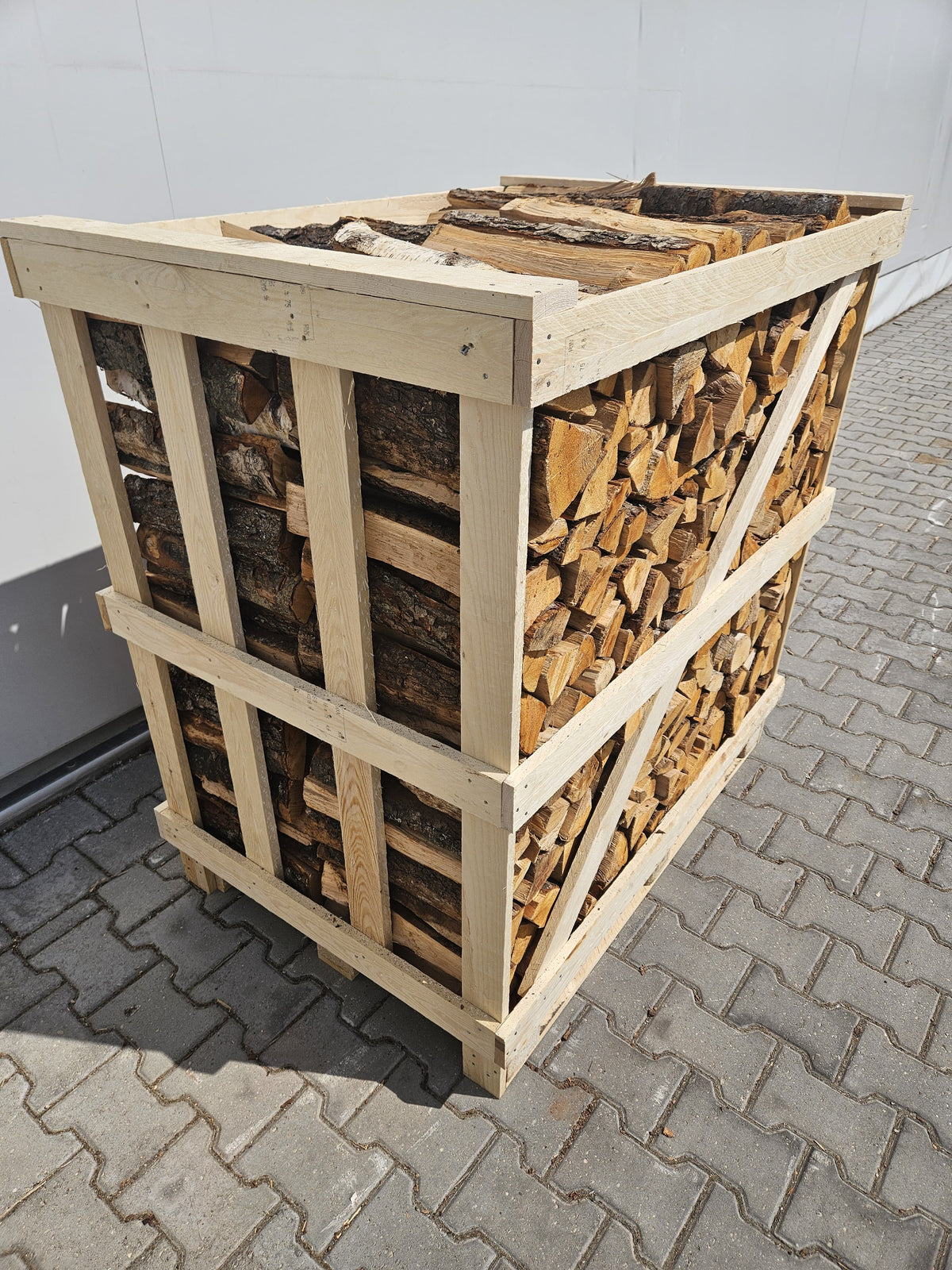 Kaltēta alkšņa un bērza malka kastē (39 cm pagales) - 1 m3 krauts